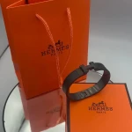 Bracelet Hermes noir avec boite / hommes et femmes